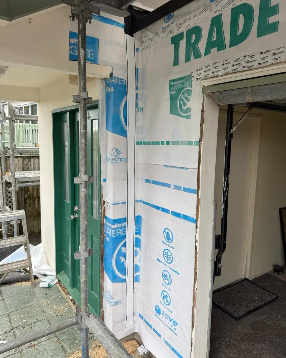 Luxury bathroom renovation by Tui Builders Auckland